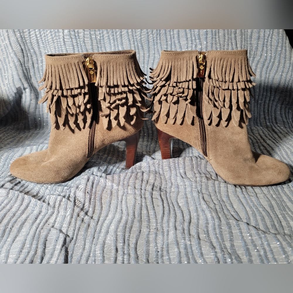 Isola Shoes Isola Layton Women's Fringed Cuff Ankle Boots Size 8 Great Condition